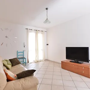 Appartamento Izzhome Comfort, Pula